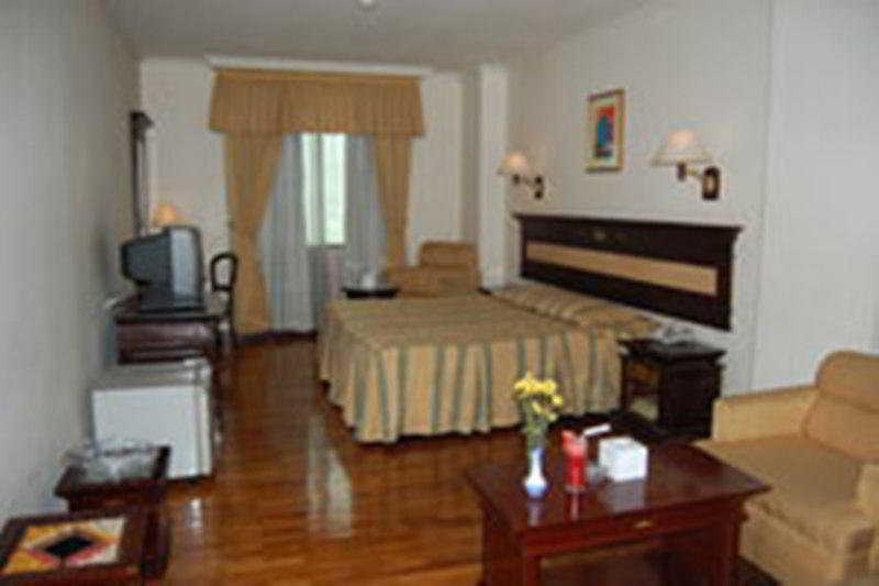 マハラニ ホテル ジャカルタ エクステリア 写真